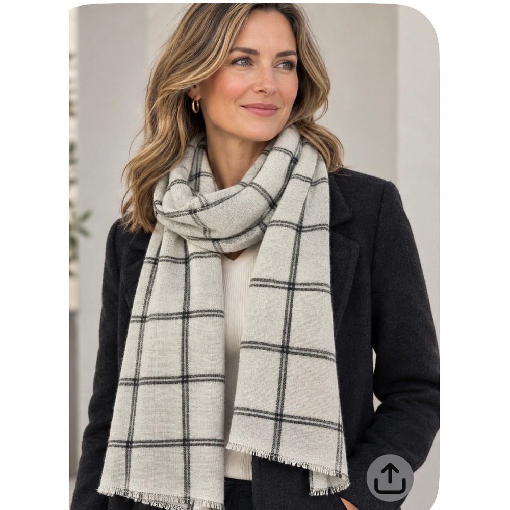 LOFT Gray White Plaid Windowpane Scarf Fringed Lightweight Wrap